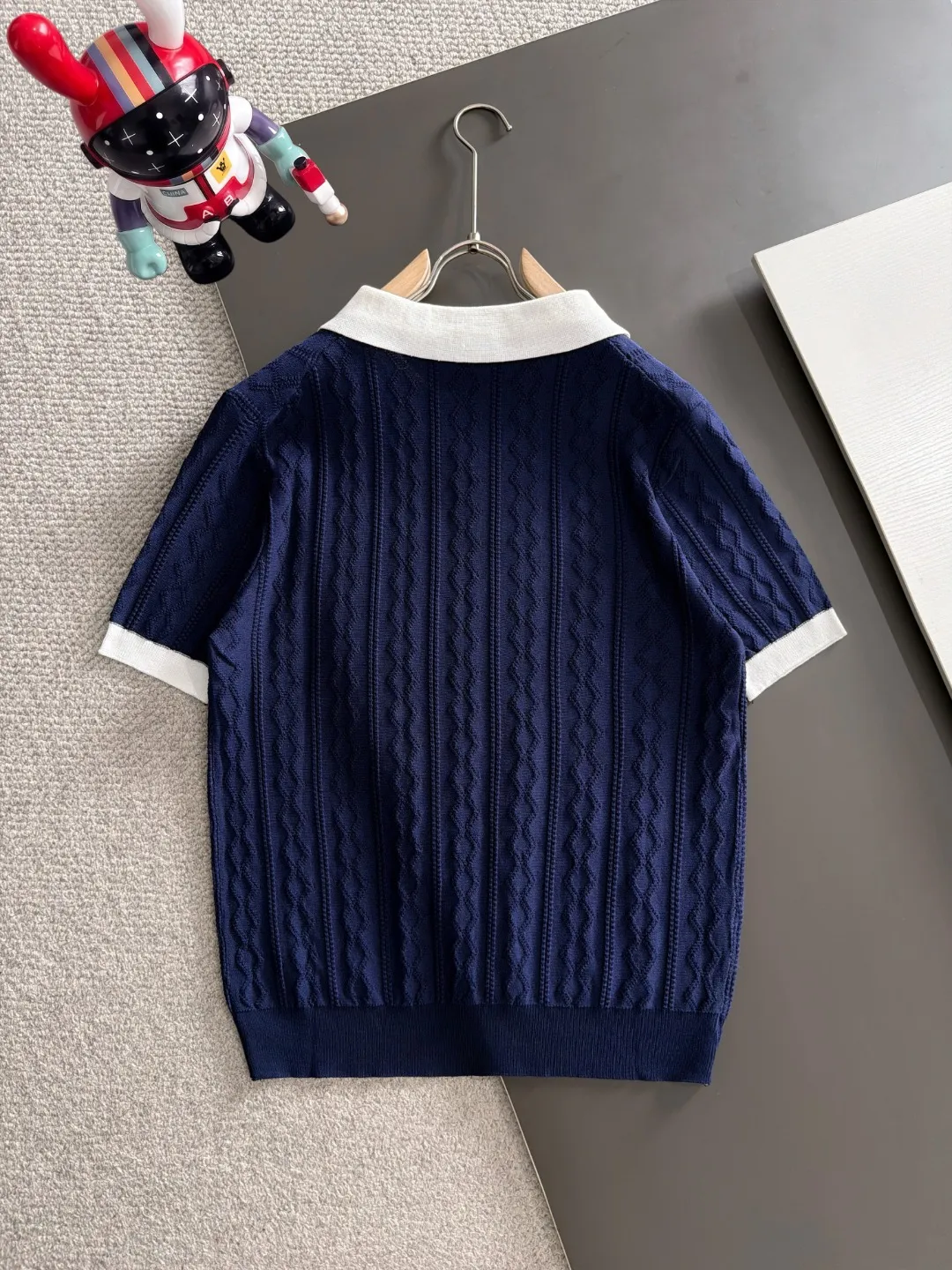 Next day shipment High Quality BC 2026 Summer New Arrival men's short-sleeved T-shirt Made of combed cotton yarn knitted cotton fabric, pure cotton high-weight special yarn, it feels full of weight when weighed, and the upper body is more textured than ordinary T-shirts. This texture can cope with the weather easily and is suitable for both hot and cold! The pattern on the chest adopts three-dimensional embroidery technology, and is perfectly produced stitch by stitch with reference to the original version! Loose fit design, looks noble. Size: M to XXXL